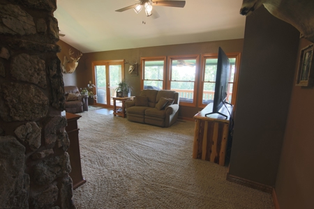 Hunter's Paradise in the MO Ozarks with Home and 200+ acres - image 12