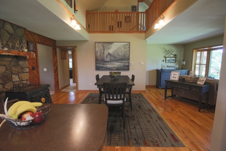 Hunter's Paradise in the MO Ozarks with Home and 200+ acres - image 6