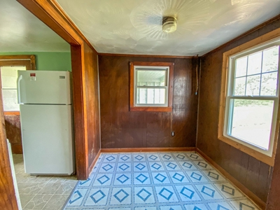 Fixer Upper for Sale in Hillsville VA at Online Auction - image 7