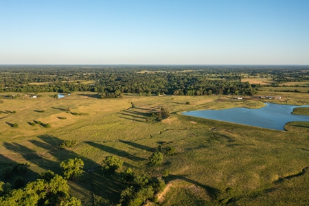 Northeast Texas Ranch For Sale In Bowie County Texas - image 8