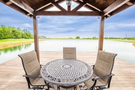 Country Home and 15 acres in Southeast Indiana - image 9