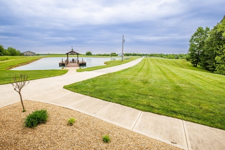 Country Home and 15 acres in Southeast Indiana - image 12