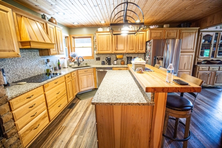 Country Home and 15 acres in Southeast Indiana - image 39