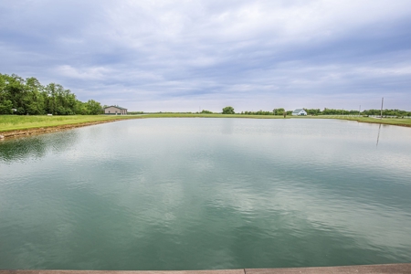 Country Home and 15 acres in Southeast Indiana - image 3