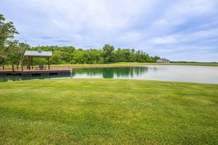 Country Home and 15 acres in Southeast Indiana - image 8