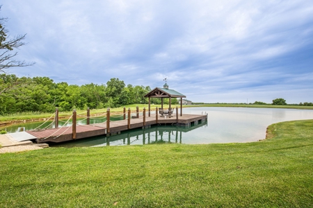 Country Home and 15 acres in Southeast Indiana - image 10