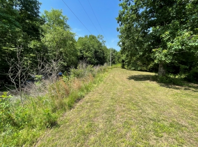 AUCTION Home on 18 +/- Acres & personal Property - image 19