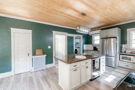 Renovated Historic Home close to Downtown Waterfront - image 32