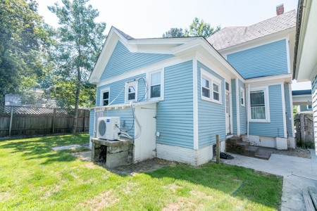 Renovated Historic Home close to Downtown Waterfront - image 7