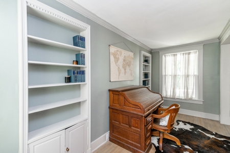 Renovated Historic Home close to Downtown Waterfront - image 21