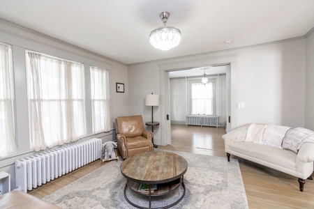 Renovated Historic Home close to Downtown Waterfront - image 16