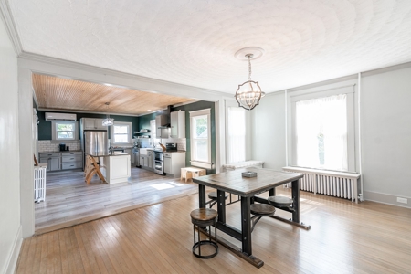 Renovated Historic Home close to Downtown Waterfront - image 25