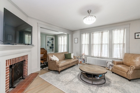 Renovated Historic Home close to Downtown Waterfront - image 15