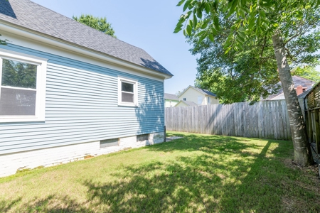 Renovated Historic Home close to Downtown Waterfront - image 9