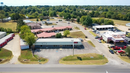 Commercial Building For Sale Paris Texas Lamar County - image 3