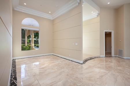 Luxury Home To Be Auctioned 870 Baker Ave. Port Neches - image 8