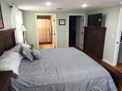 Home with Claytor Lake view - Hiwassee, VA - image 17