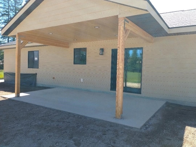 New Construction Ranch Style Home on Gorgeous Golf Course - image 3