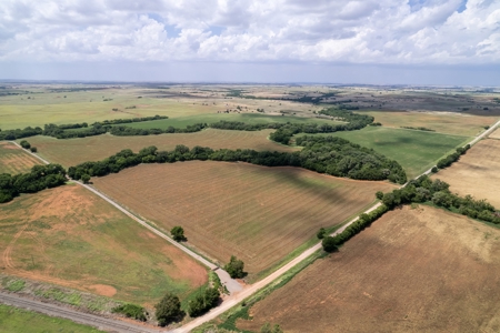 Custer County, OK Land for Sale – 160 Acres - image 2
