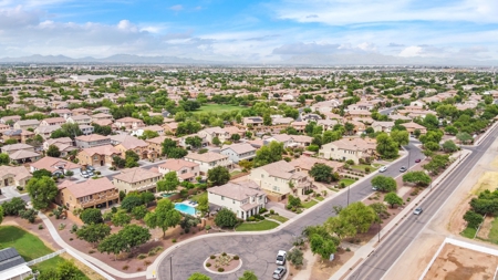 5 Bedroom Remodeled Home With Pool Gilbert, Az - image 9