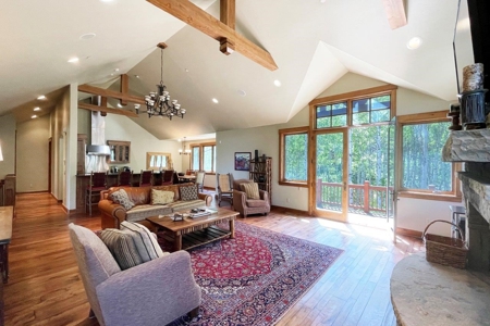 Colorado Luxury Mountain Cabin in Gated Golf Community - image 9