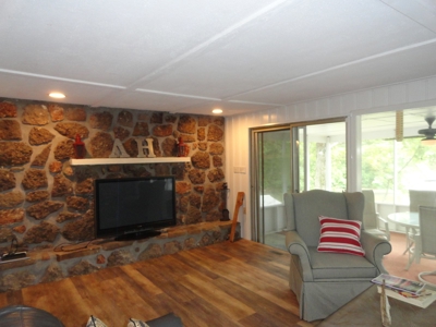 Lake Of The Ozarks Lakefront Home For Sale - image 14