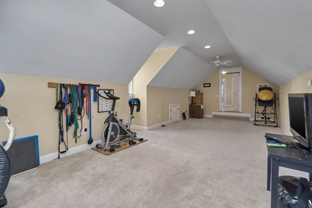 Golf Course Home With Water Views Located In Gated Community - image 36