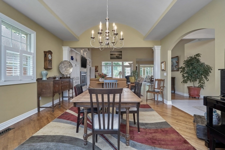 Golf Course Home With Water Views Located In Gated Community - image 8