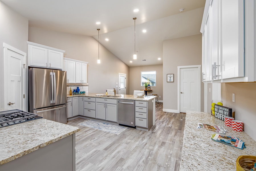 305 SE Sandstone Ct., Cedaredge CO, Home TFor Sale