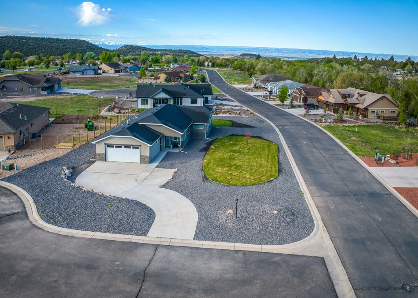 305 SE Sandstone Ct., Cedaredge CO, Home TFor Sale