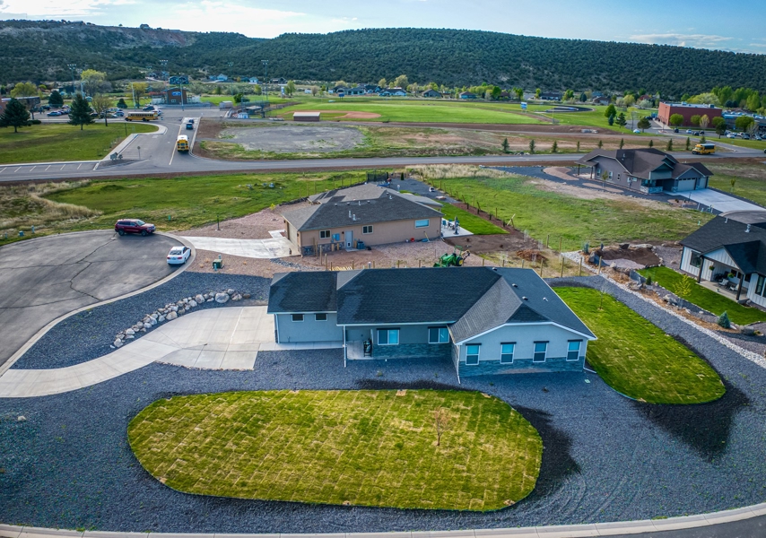 305 SE Sandstone Ct., Cedaredge CO, Home TFor Sale