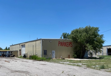 Industrial Building For Sale!! - image 4