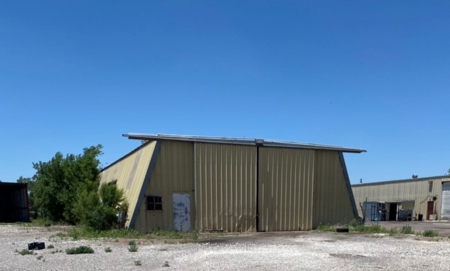 Industrial Building For Sale!! - image 2