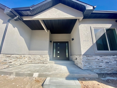 Western Colorado Golf Property for Sale - image 16