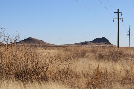 Scenic 4 acre lot Near Willcox, AZ - image 5