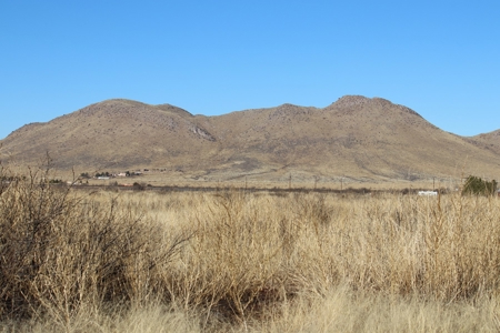 Scenic 4 acre lot Near Willcox, AZ - image 2