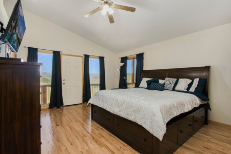 Beautiful House - Beautiful Views! - image 11
