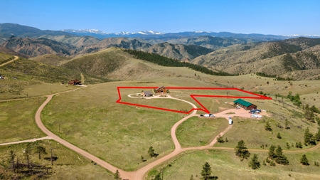 Beautiful House - Beautiful Views! - image 35