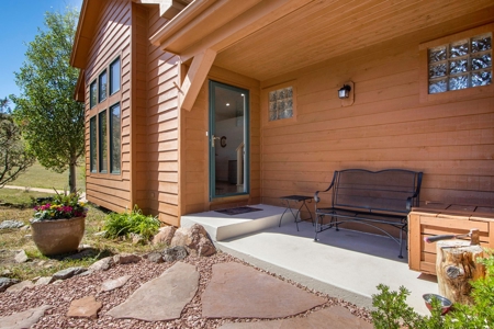 Beautiful House - Beautiful Views! - image 4