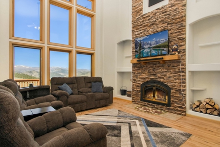 Beautiful House - Beautiful Views! - image 5