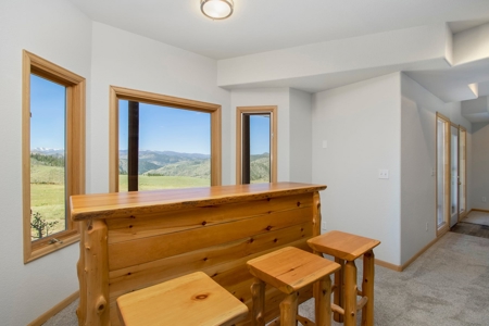 Beautiful House - Beautiful Views! - image 28