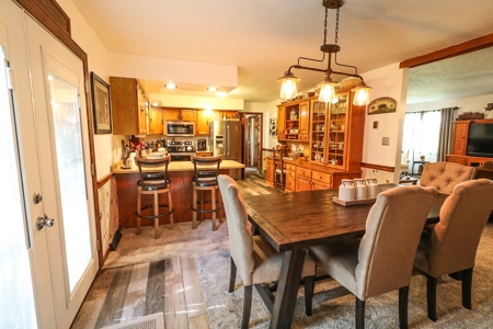 Country Home for sale in Central Kentucky - Hobby Farm - image 18