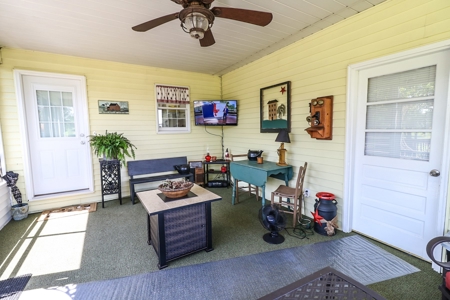 Country Home for sale in Central Kentucky - Hobby Farm - image 40