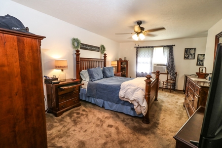 Country Home for sale in Central Kentucky - Hobby Farm - image 23