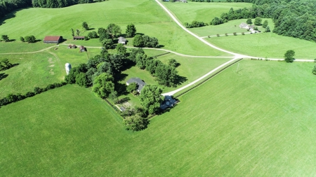 Country Home for sale in Central Kentucky - Hobby Farm - image 6