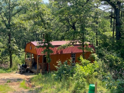 Off Grid Cabin For sale -Robbers Cave Park- Wilburton,OK - image 22