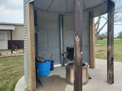 River Front Cabin And 64 Acres For Sale In Idabel Oklahoma!! - image 9