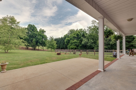 Country Home for Sale in Maury County, Tennessee - image 37
