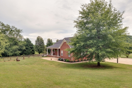 Country Home for Sale in Maury County, Tennessee - image 33