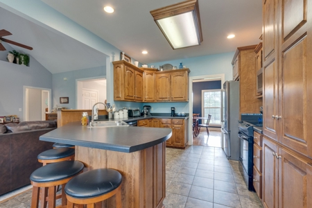 Country Home for Sale in Maury County, Tennessee - image 14